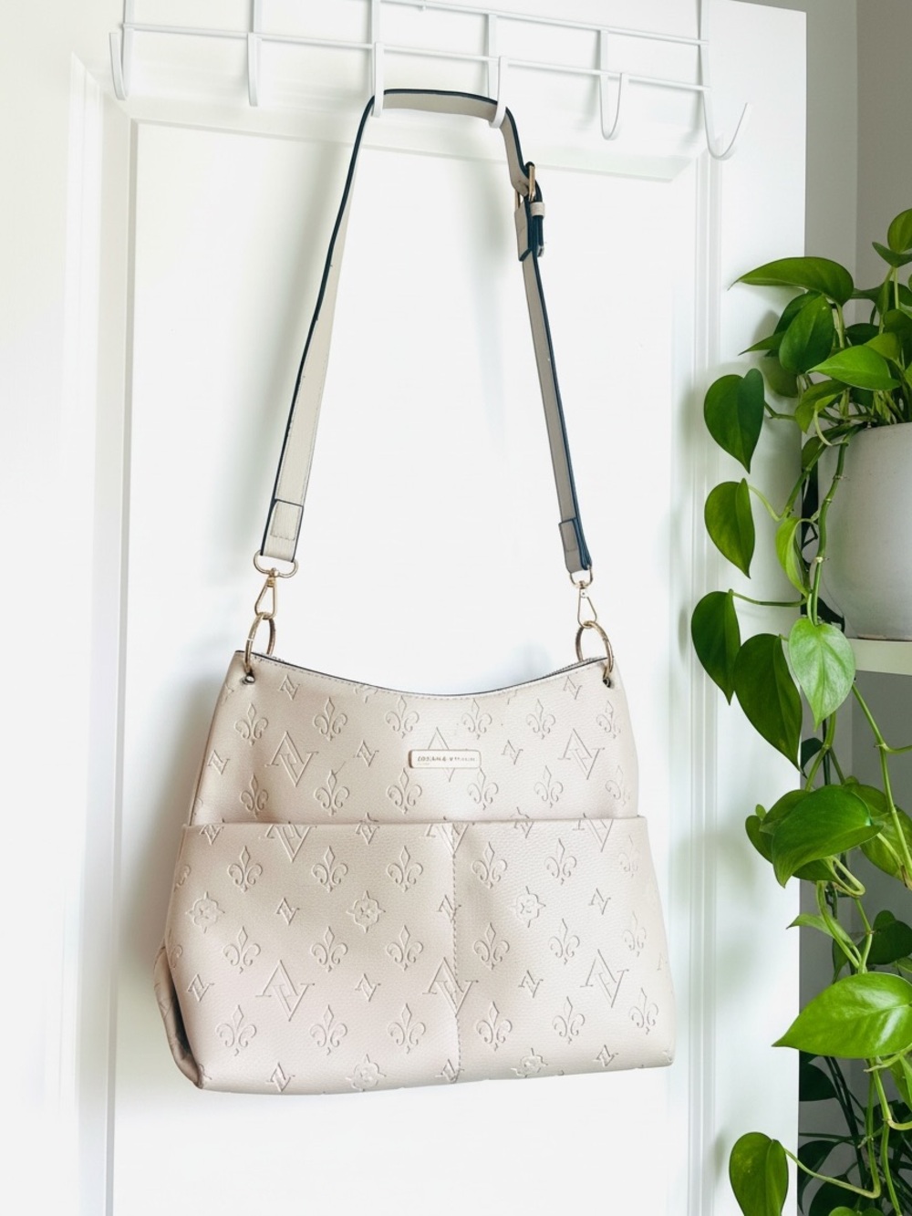 Marseille Signature Crossbody From Designer Adrienne Vittadini-Like New